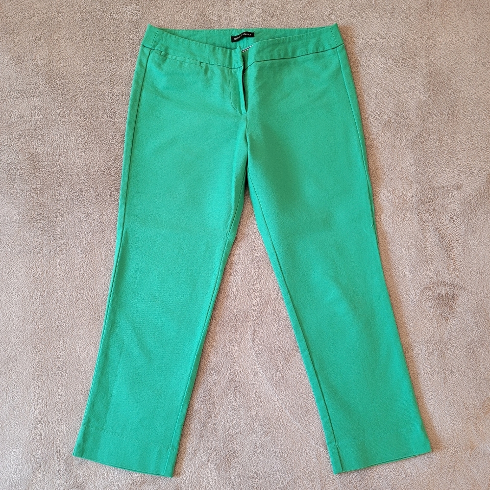 Audrey & Celine Size 4 Ankle Cropped Trouser in Jade Green